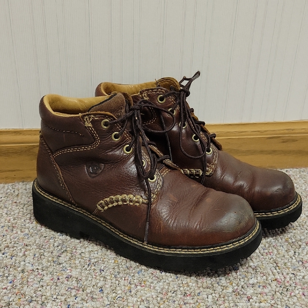 Ariat Round Toe Work Boot Women's Sz 6.5 Leather Utility farm cottagecore